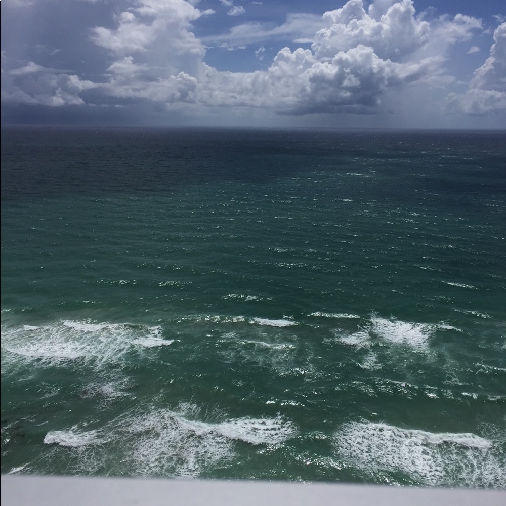 Meet your Posher, Amir